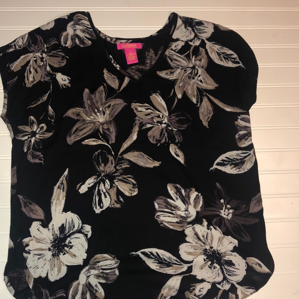 🎀🎀 catherine black with flowers woven top